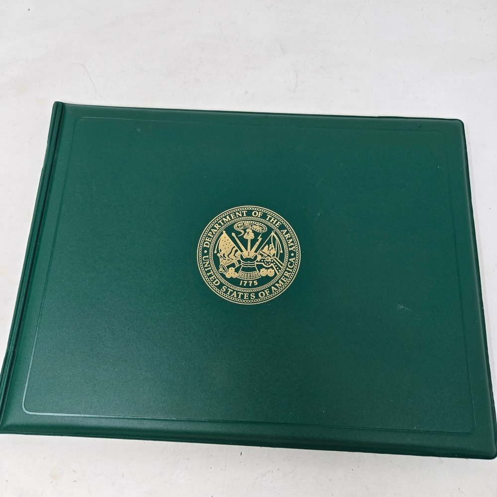 US Army Department of the Army Green Gold Foil Certificate Award Holder Folder